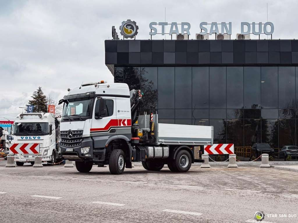 Camião grua Mercedes-Benz  AROCS 1851 PALFINGER PK 20002 Crane Kran: foto 6