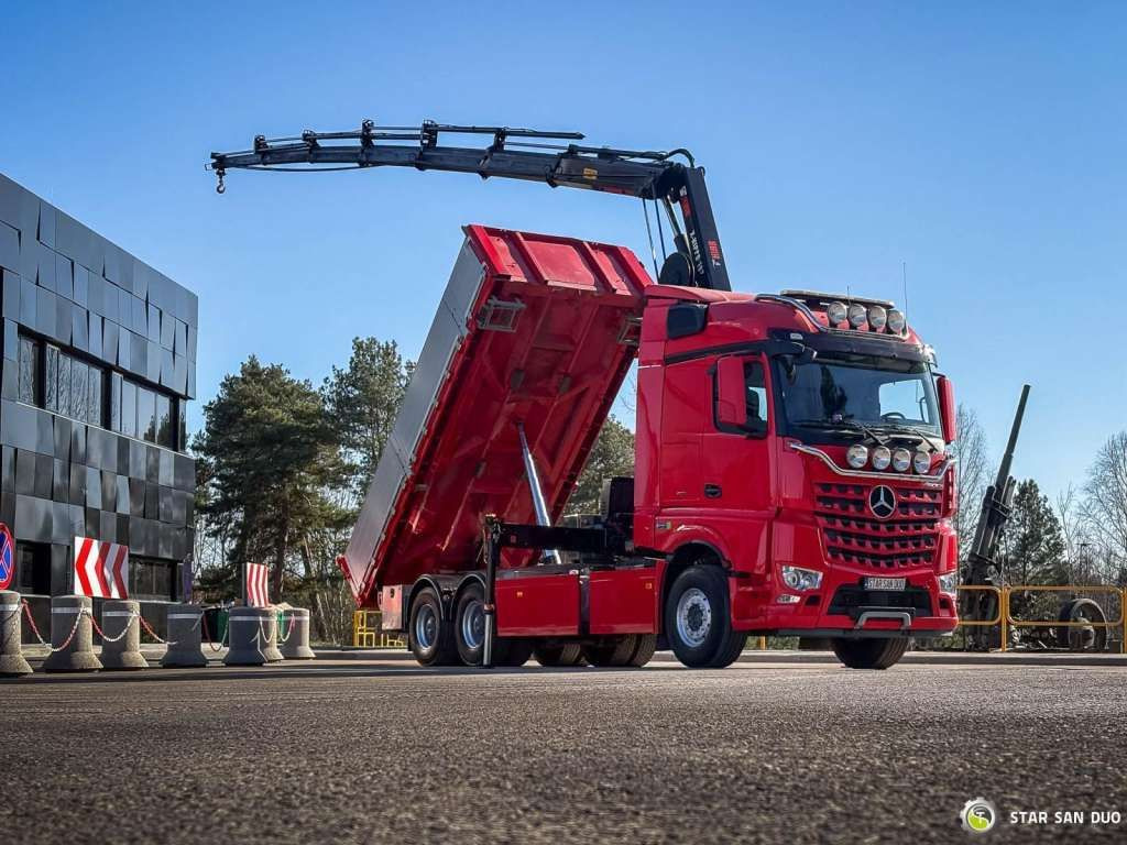 Mercedes-Benz AROCS 3358L 6x4 HIAB 192X-HIPRO E-6 Crane Kippe - Camião basculante: foto 3 Mercedes-Benz AROCS 3358L 6x4 HIAB 192X-HIPRO E-6 Crane Kippe - Camião basculante: foto 3