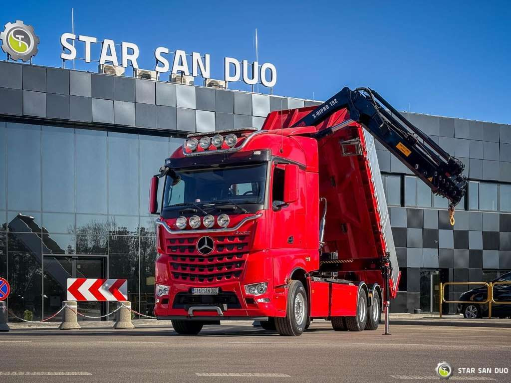Mercedes-Benz AROCS 3358L 6x4 HIAB 192X-HIPRO E-6 Crane Kippe - Camião grua: foto 3 Mercedes-Benz AROCS 3358L 6x4 HIAB 192X-HIPRO E-6 Crane Kippe - Camião grua: foto 3