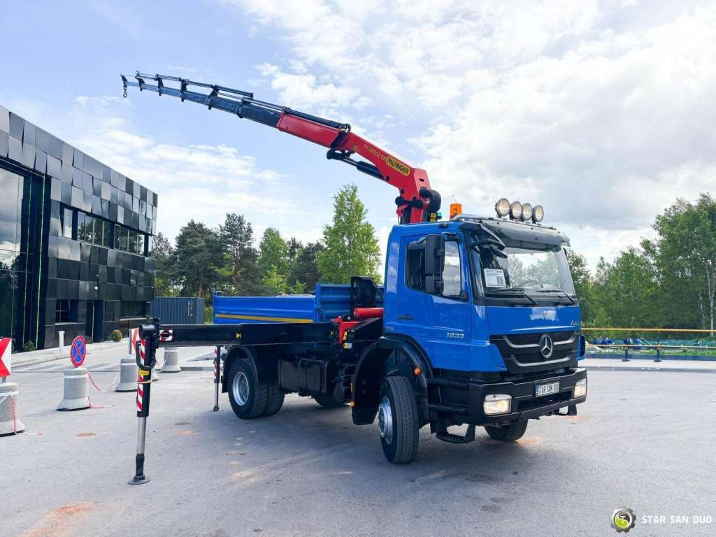 Mercedes-Benz AXOR 1833 4x4 Palfinger PK 22002 EH Crane Winch - Camião grua: foto 2 Mercedes-Benz AXOR 1833 4x4 Palfinger PK 22002 EH Crane Winch - Camião grua: foto 2