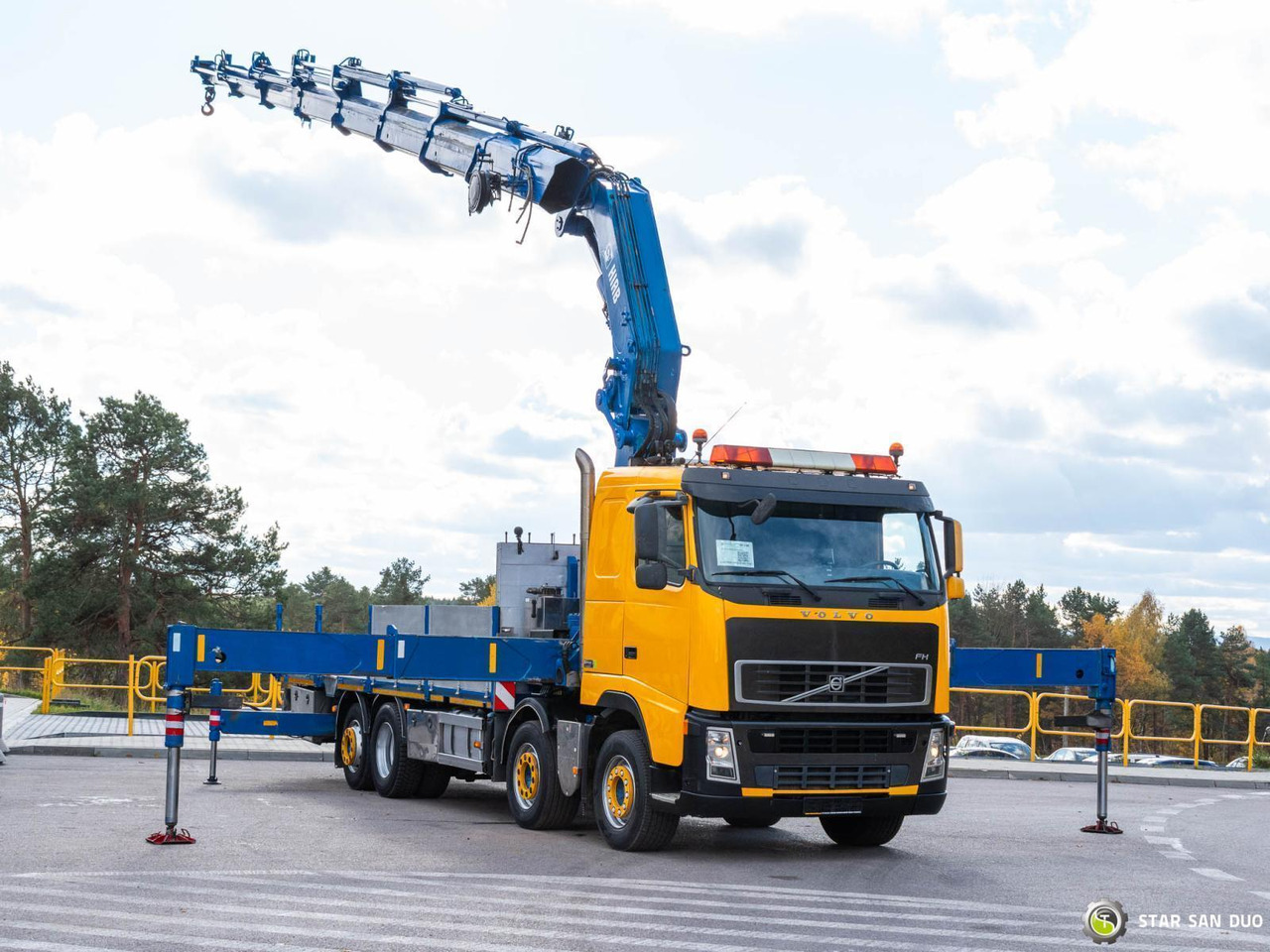 - Camião grua: foto 2 - Camião grua: foto 2