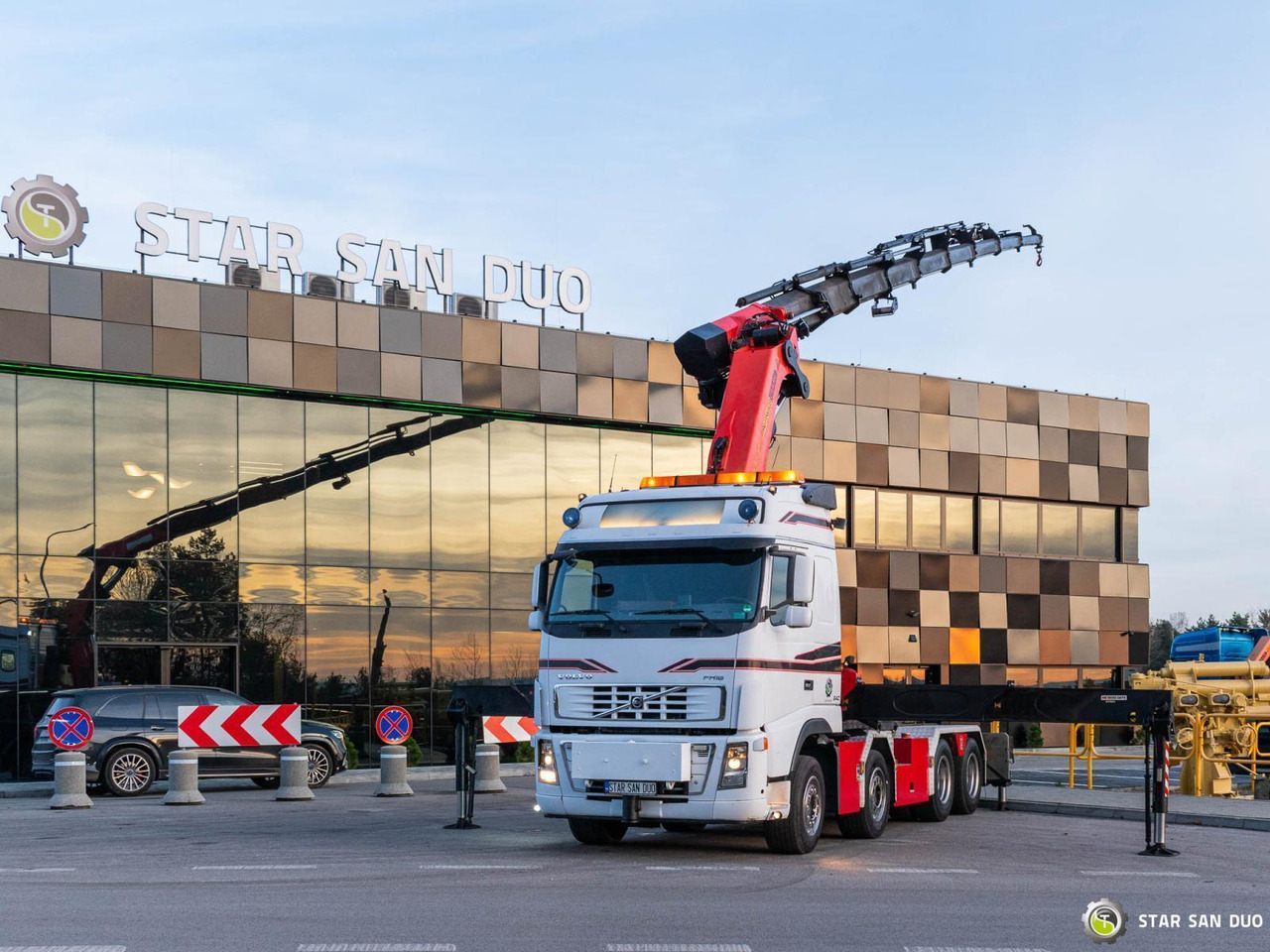 - Camião grua: foto 3 - Camião grua: foto 3