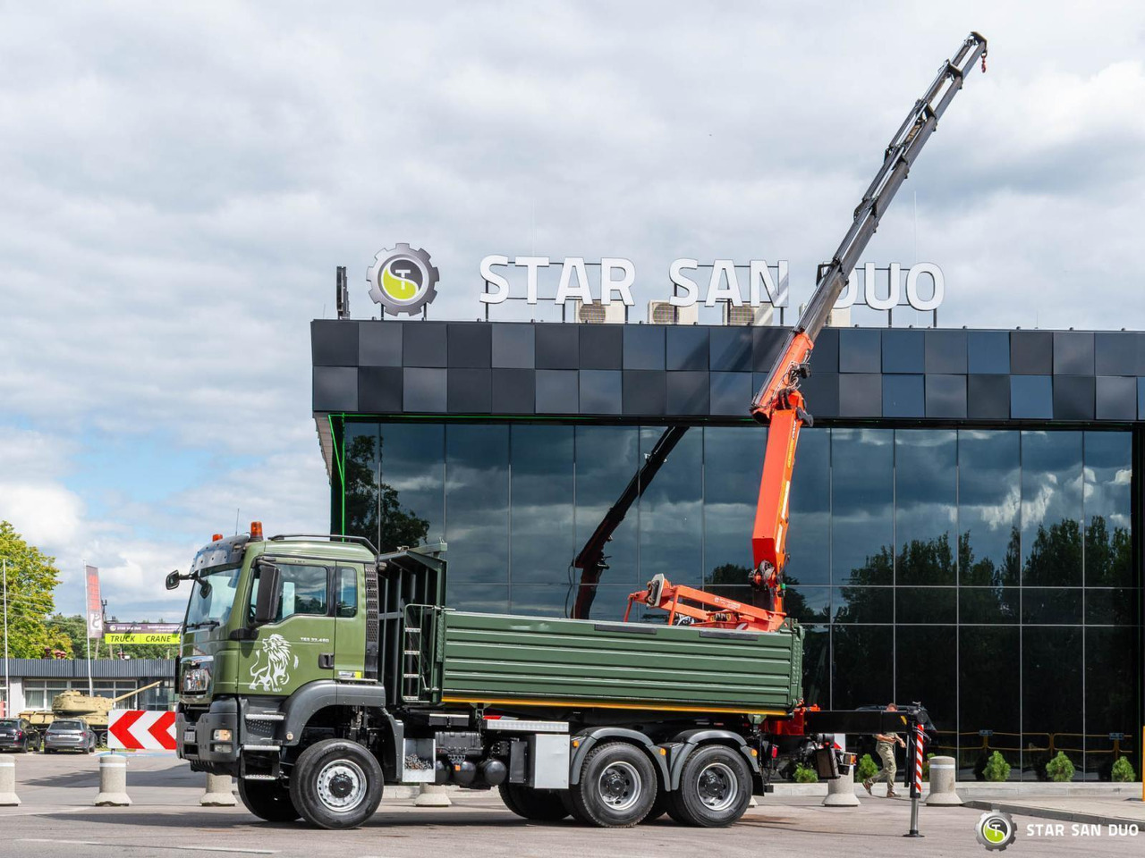 - Camião basculante: foto 3 - Camião basculante: foto 3