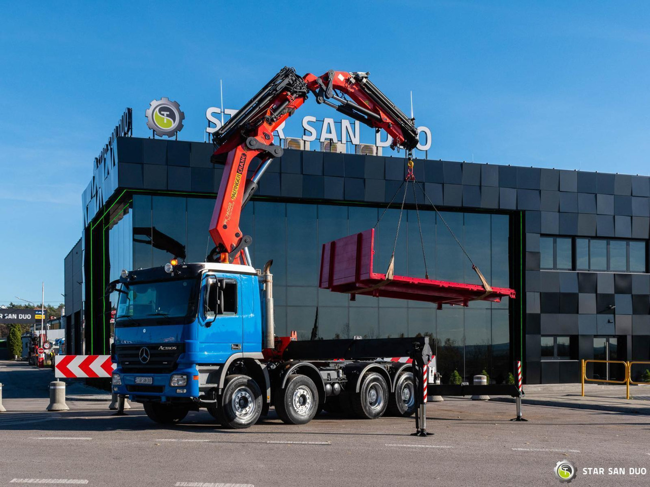 - Camião grua: foto 5 - Camião grua: foto 5