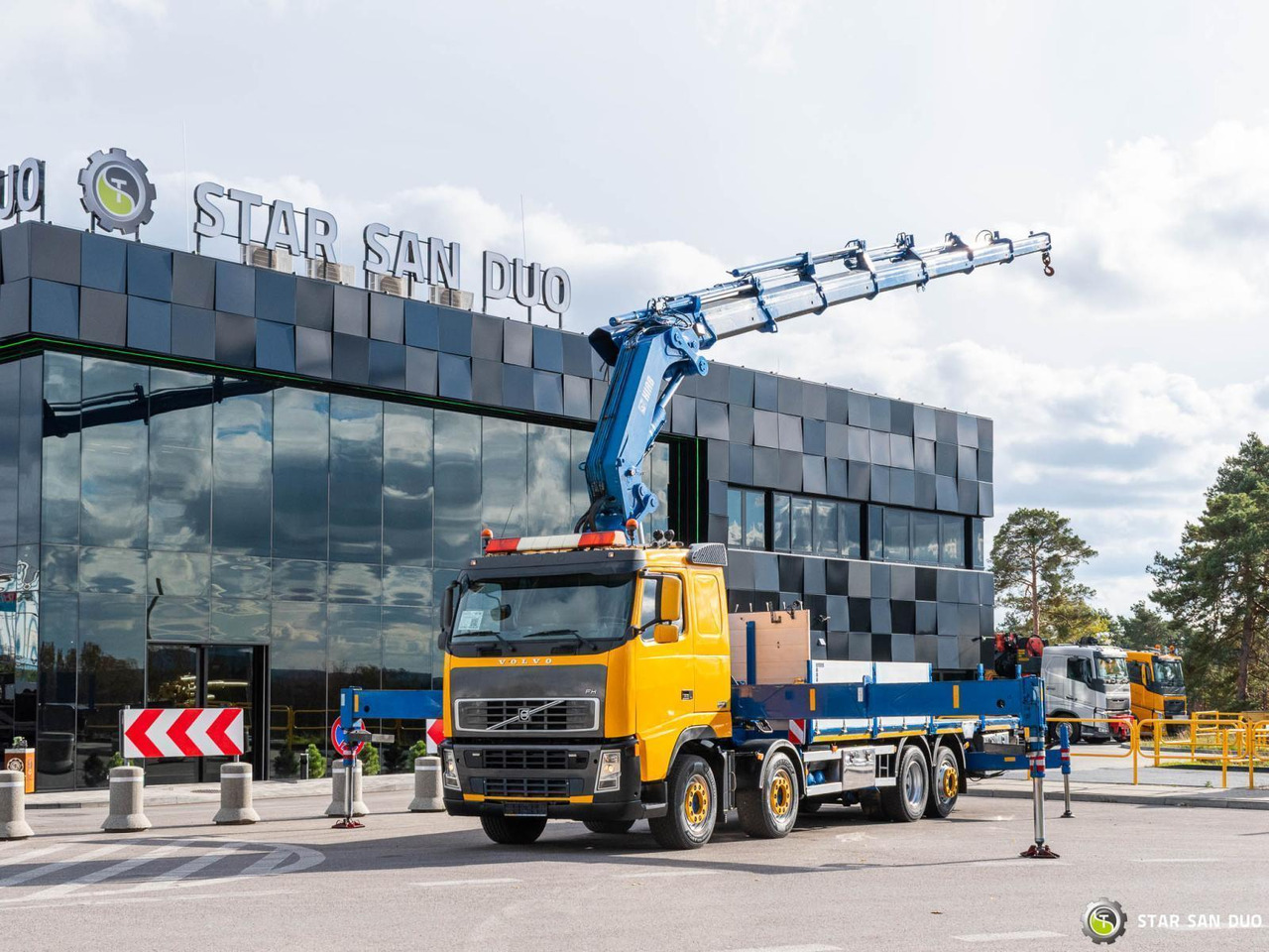 - Camião grua: foto 1 - Camião grua: foto 1