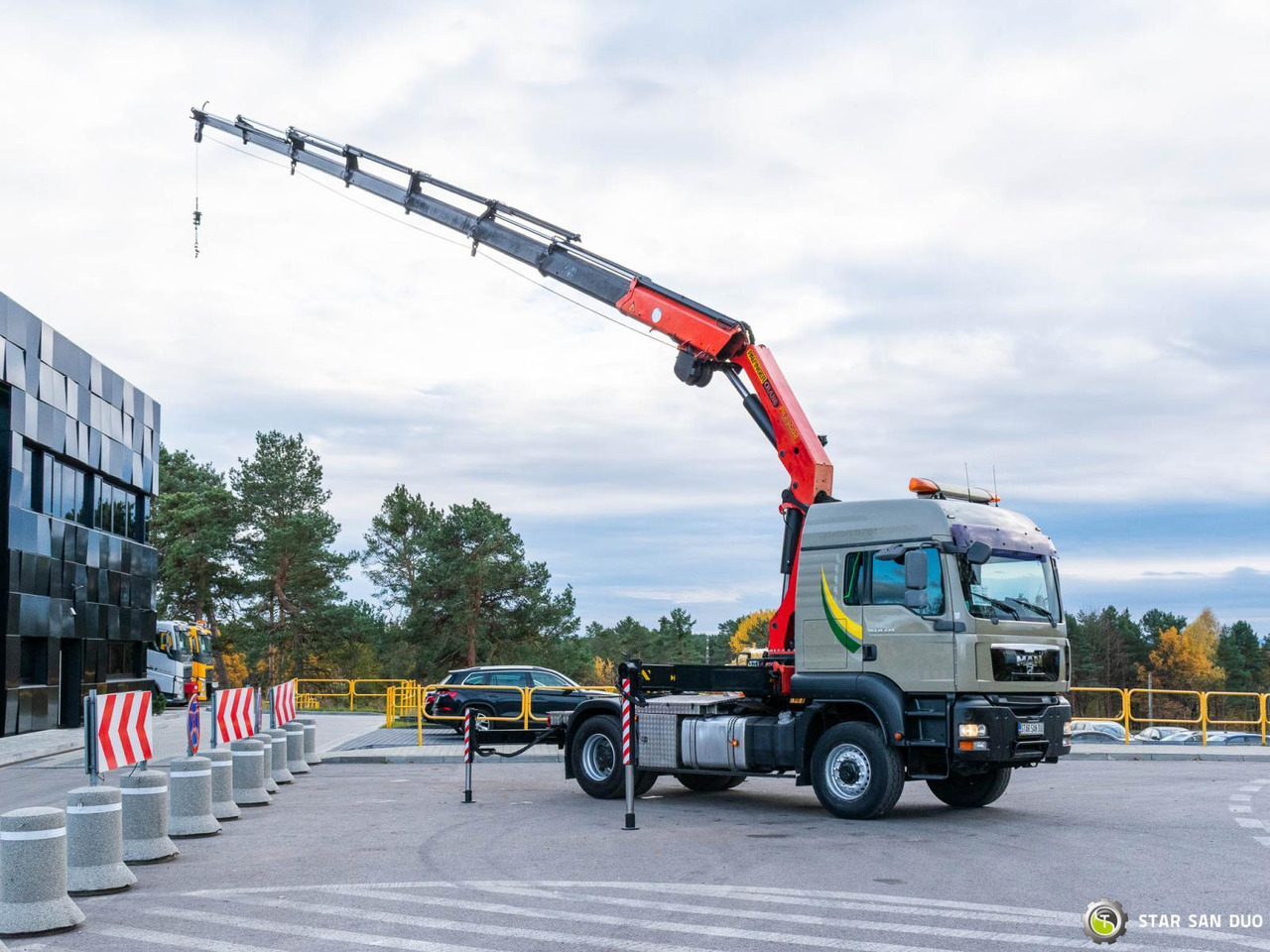- Camião grua: foto 2 - Camião grua: foto 2