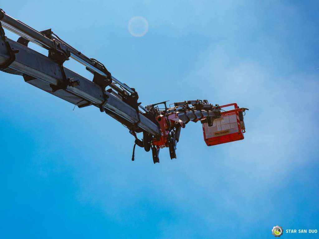 Camião grua Scania G490 6x2 Palfinger PK 53002 SH Fly Jib Basket: foto 28 Camião grua Scania G490 6x2 Palfinger PK 53002 SH Fly Jib Basket: foto 28