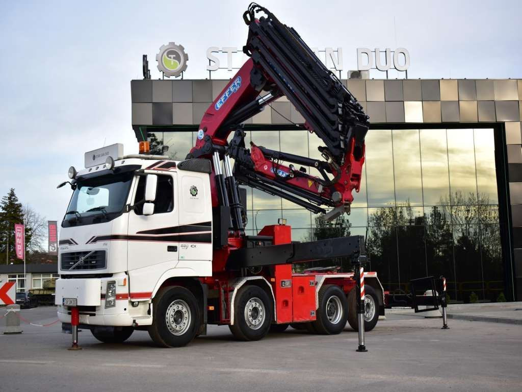 Tractor novo Volvo  FH 520 8x2 EFFER 850 Fly Jib Winch 5th: foto 8