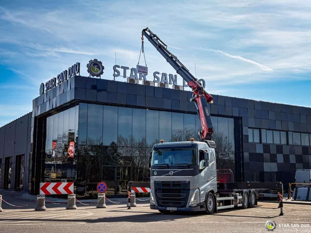 Camião grua Volvo  FH 500 6x2 FASSI F545R.A.2.25 CRANE KRAN NEW !!: foto 11