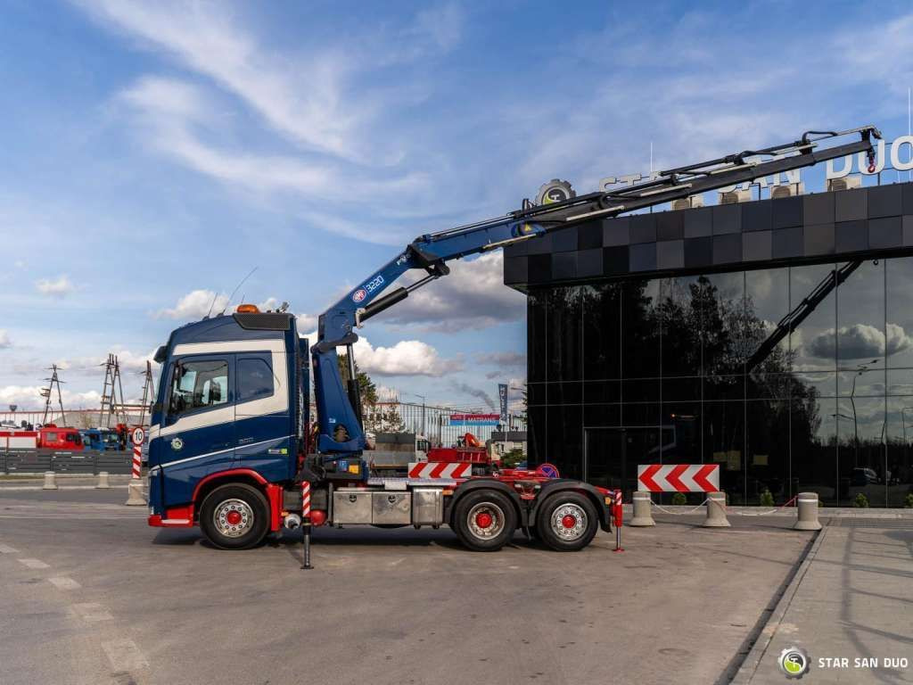 Volvo FH 500 6x2 HMF 3220-K5 HDS Crane Euro 6 - Camião grua, Tractor: foto 2 Volvo FH 500 6x2 HMF 3220-K5 HDS Crane Euro 6 - Camião grua, Tractor: foto 2