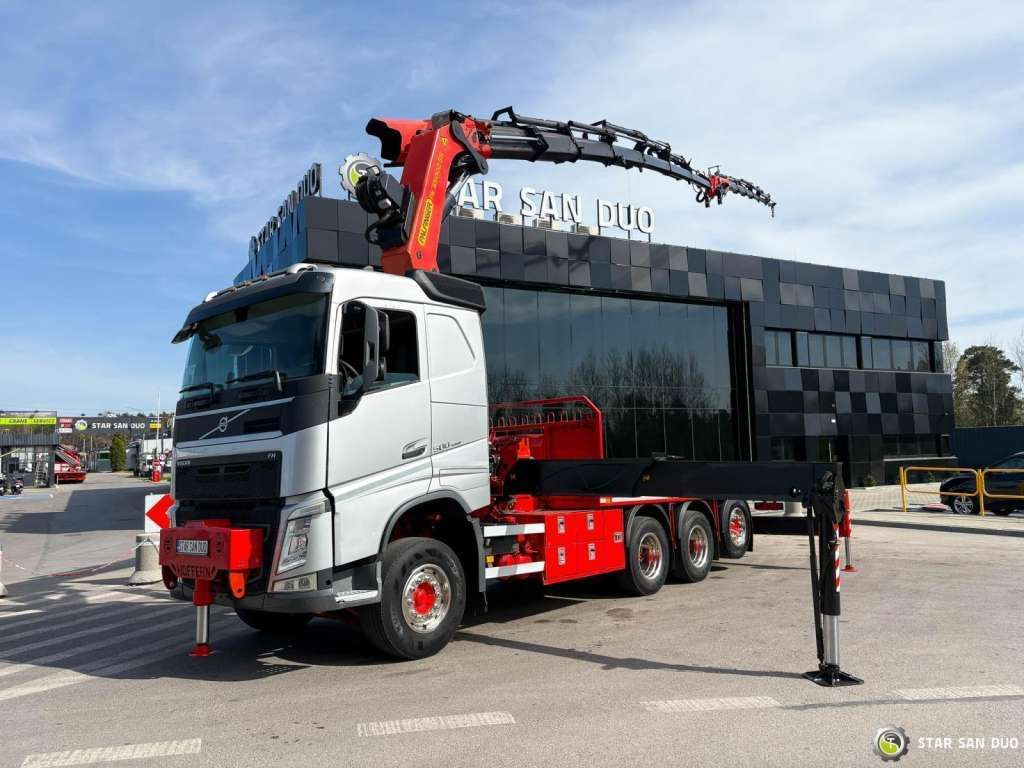 Volvo FH 500 8x4*4 PK65002 Fly JIB Crane 7456 h Winch - Camião grua: foto 4 Volvo FH 500 8x4*4 PK65002 Fly JIB Crane 7456 h Winch - Camião grua: foto 4