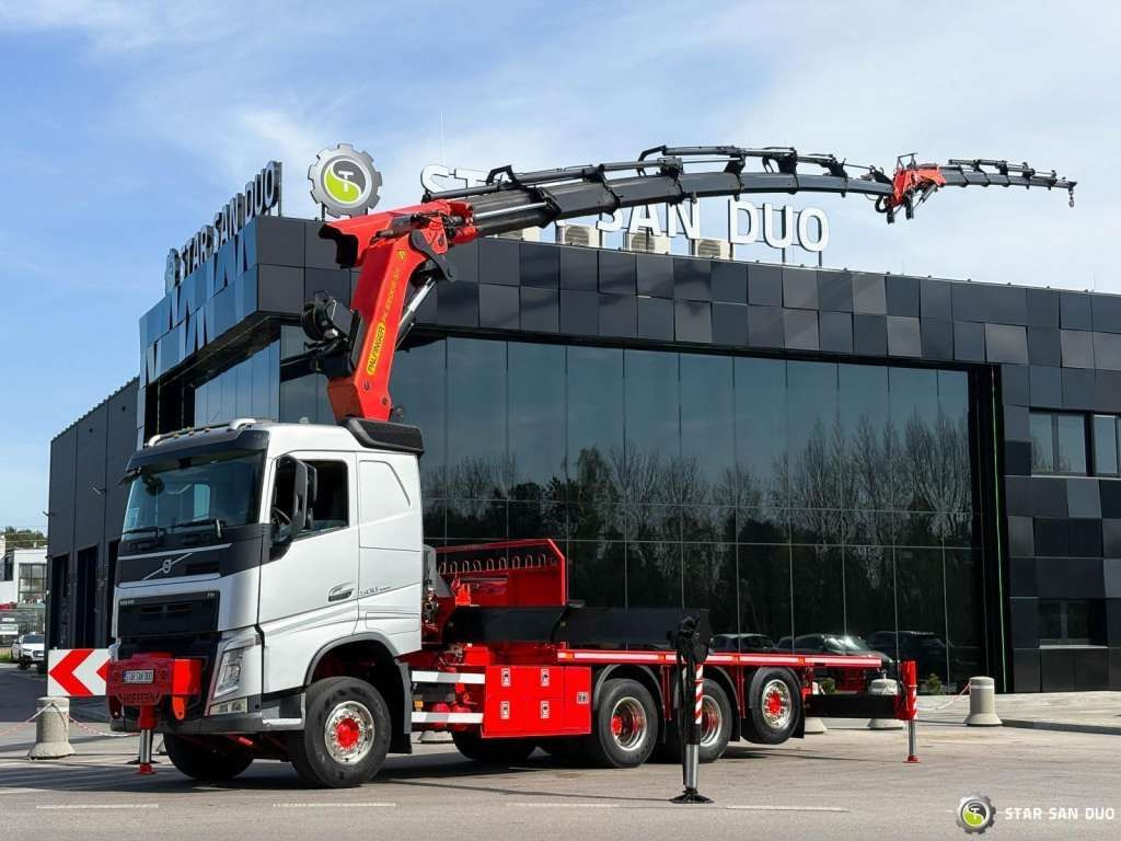Volvo FH 500 8x4*4 PK65002 Fly JIB Crane 7456 h Winch - Camião grua: foto 1 Volvo FH 500 8x4*4 PK65002 Fly JIB Crane 7456 h Winch - Camião grua: foto 1