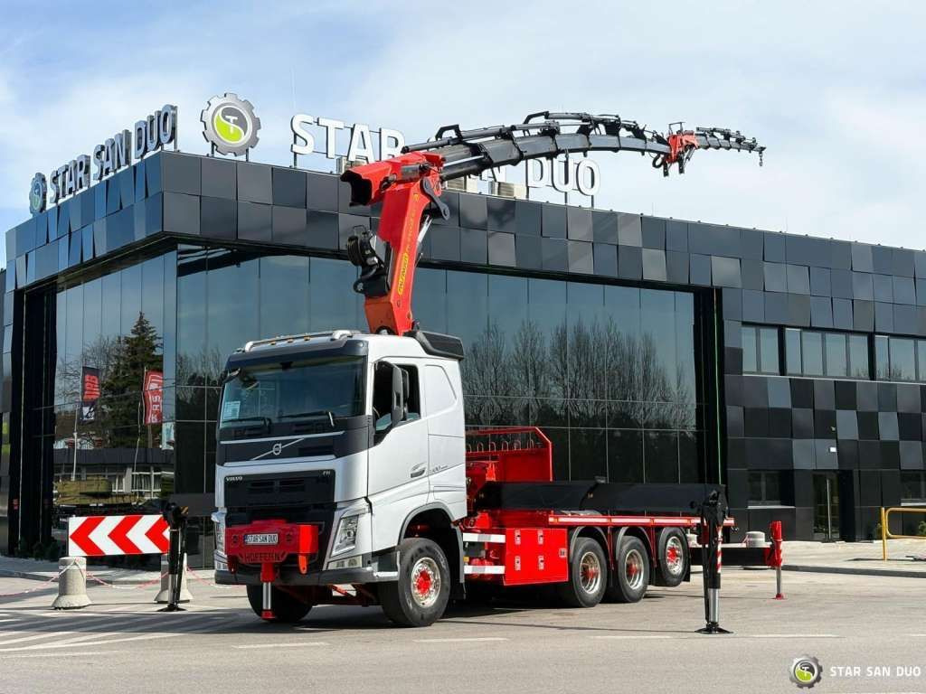 Volvo FH 500 8x4*4 PK65002 Fly JIB Crane 7456 h Winch - Camião grua: foto 2 Volvo FH 500 8x4*4 PK65002 Fly JIB Crane 7456 h Winch - Camião grua: foto 2