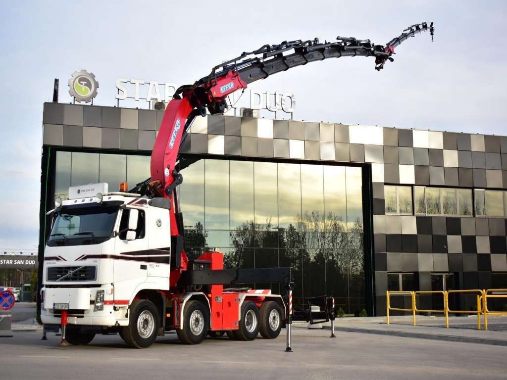 Volvo FH 520 8x2 EFFER 850 Fly Jib Winch 5th - Camião grua, Tractor: foto 5 Volvo FH 520 8x2 EFFER 850 Fly Jib Winch 5th - Camião grua, Tractor: foto 5