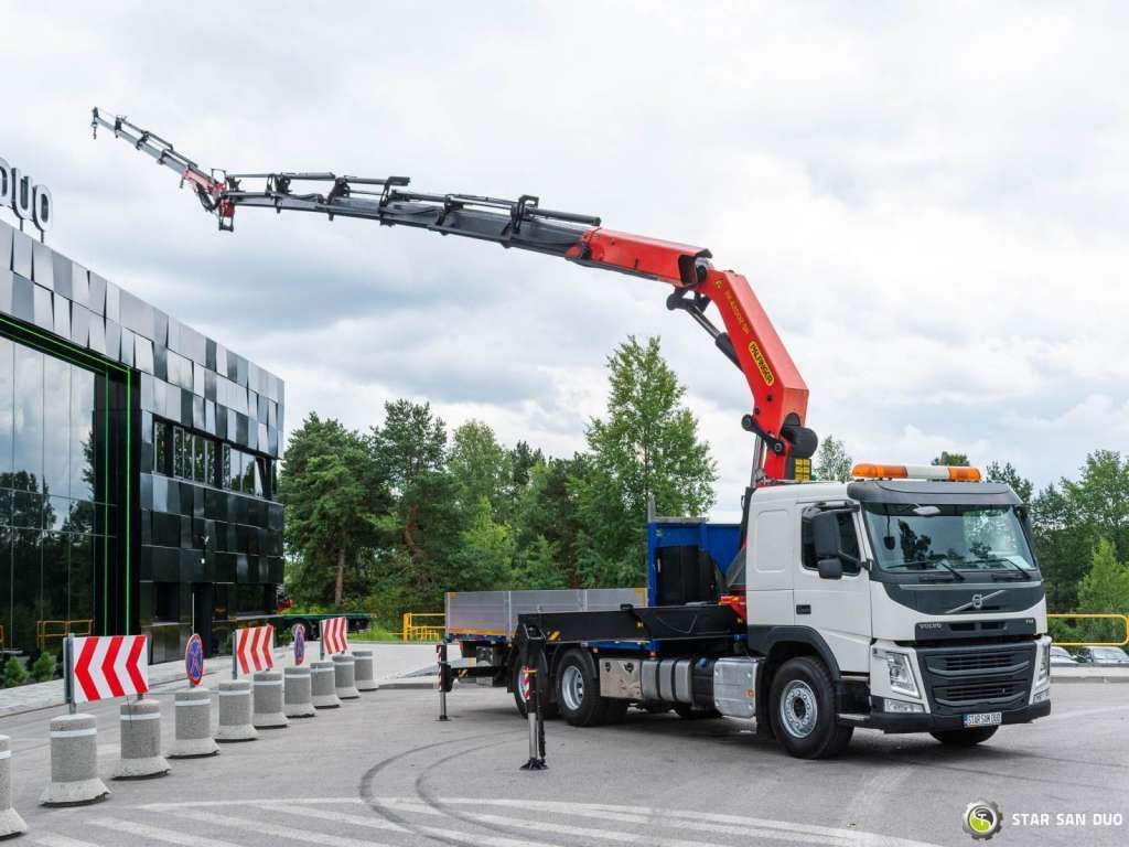 Volvo FM 460 6x2 PALFINGER PK 42002 FLY JIB Crane Eu - Camião grua: foto 3 Volvo FM 460 6x2 PALFINGER PK 42002 FLY JIB Crane Eu - Camião grua: foto 3