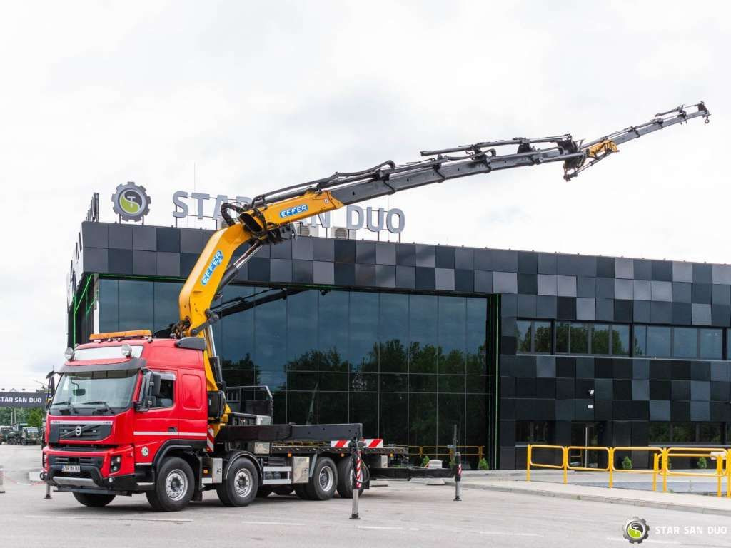 Volvo FMX 500 8x2 Effer 585 Fly Jib Winch Crane Kran Volvo FMX 500 8x2 Effer 585 Fly Jib Winch Crane Kran - Camião grua, Camião de caixa aberta/ Plataforma: foto 1 Volvo FMX 500 8x2 Effer 585 Fly Jib Winch Crane Kran Volvo FMX 500 8x2 Effer 585 Fly Jib Winch Crane Kran - Camião grua, Camião de caixa aberta/ Plataforma: foto 1