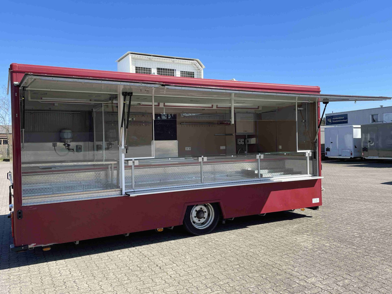 Esselmann VK-E5500-30/FL - Roulote bar: foto 1 Esselmann VK-E5500-30/FL - Roulote bar: foto 1