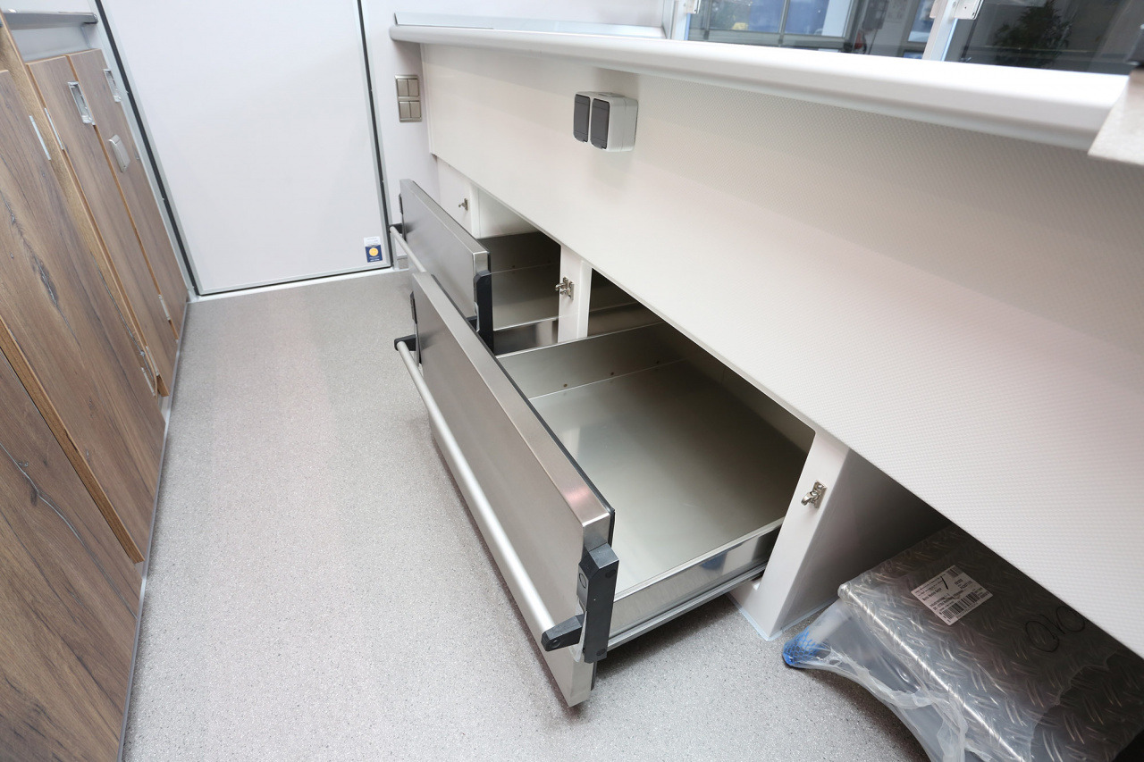 Verkaufsanhänger BORCO HÖHNS - Roulote bar: foto 4 Verkaufsanhänger BORCO HÖHNS - Roulote bar: foto 4