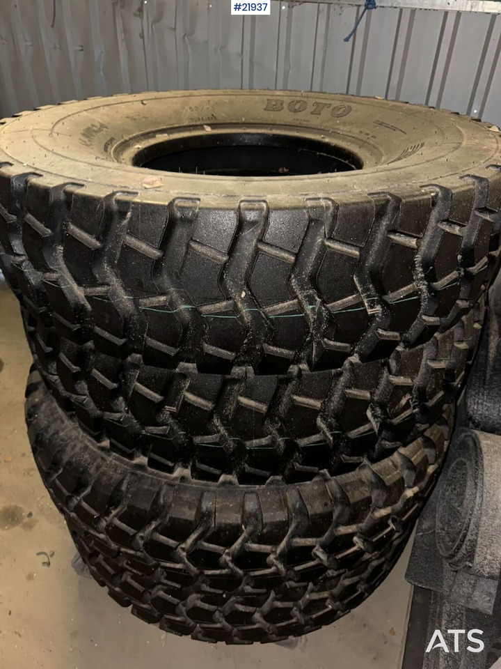 4 stk dekk til hjullaster eller veghøvel - Pneu por Máquina de construção: foto 2 4 stk dekk til hjullaster eller veghøvel - Pneu por Máquina de construção: foto 2