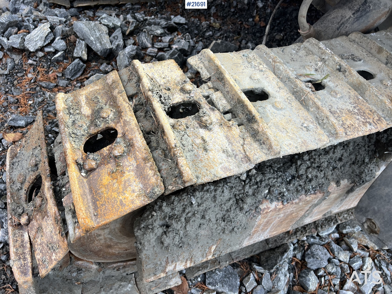 Leasing de Atlas Copco Smartroc T40-11 borerigg m/2540 hammer,CME sliper og gps Atlas Copco Smartroc T40-11 borerigg m/2540 hammer,CME sliper og gps: foto 27 Leasing de Atlas Copco Smartroc T40-11 borerigg m/2540 hammer,CME sliper og gps Atlas Copco Smartroc T40-11 borerigg m/2540 hammer,CME sliper og gps: foto 27