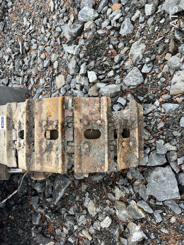 Leasing de Atlas Copco Smartroc T40-11 borerigg m/2540 hammer,CME sliper og gps Atlas Copco Smartroc T40-11 borerigg m/2540 hammer,CME sliper og gps: foto 28 Leasing de Atlas Copco Smartroc T40-11 borerigg m/2540 hammer,CME sliper og gps Atlas Copco Smartroc T40-11 borerigg m/2540 hammer,CME sliper og gps: foto 28