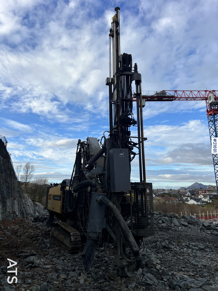 Leasing de Atlas Copco Smartroc T40-11 borerigg m/2540 hammer,CME sliper og gps Atlas Copco Smartroc T40-11 borerigg m/2540 hammer,CME sliper og gps: foto 13 Leasing de Atlas Copco Smartroc T40-11 borerigg m/2540 hammer,CME sliper og gps Atlas Copco Smartroc T40-11 borerigg m/2540 hammer,CME sliper og gps: foto 13