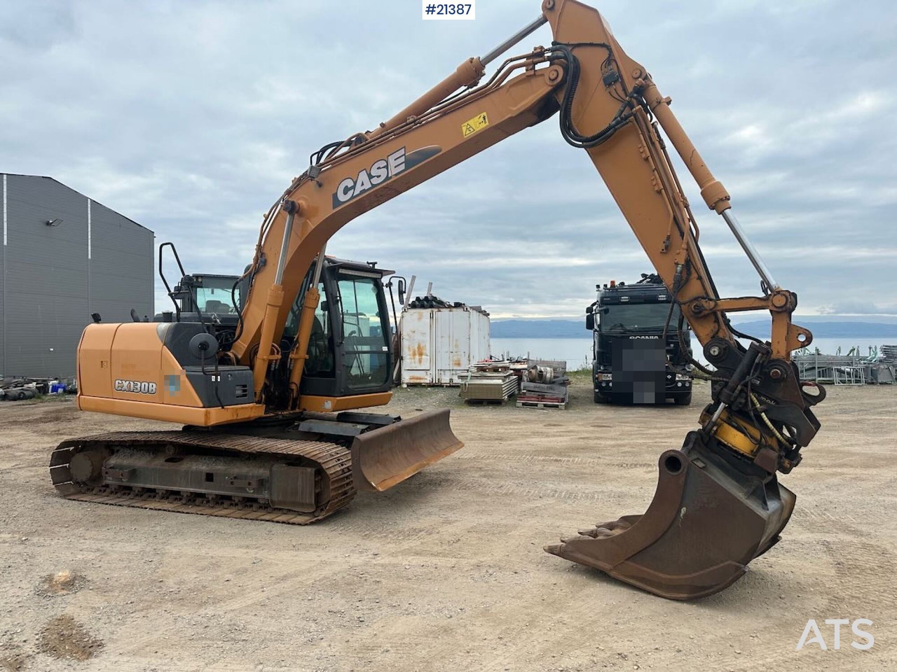 Case 2011 Case CX130B gravemaskin m/ rototilt og to skuffer. SE VIDEO. - Escavadeira: foto 4 Case 2011 Case CX130B gravemaskin m/ rototilt og to skuffer. SE VIDEO. - Escavadeira: foto 4