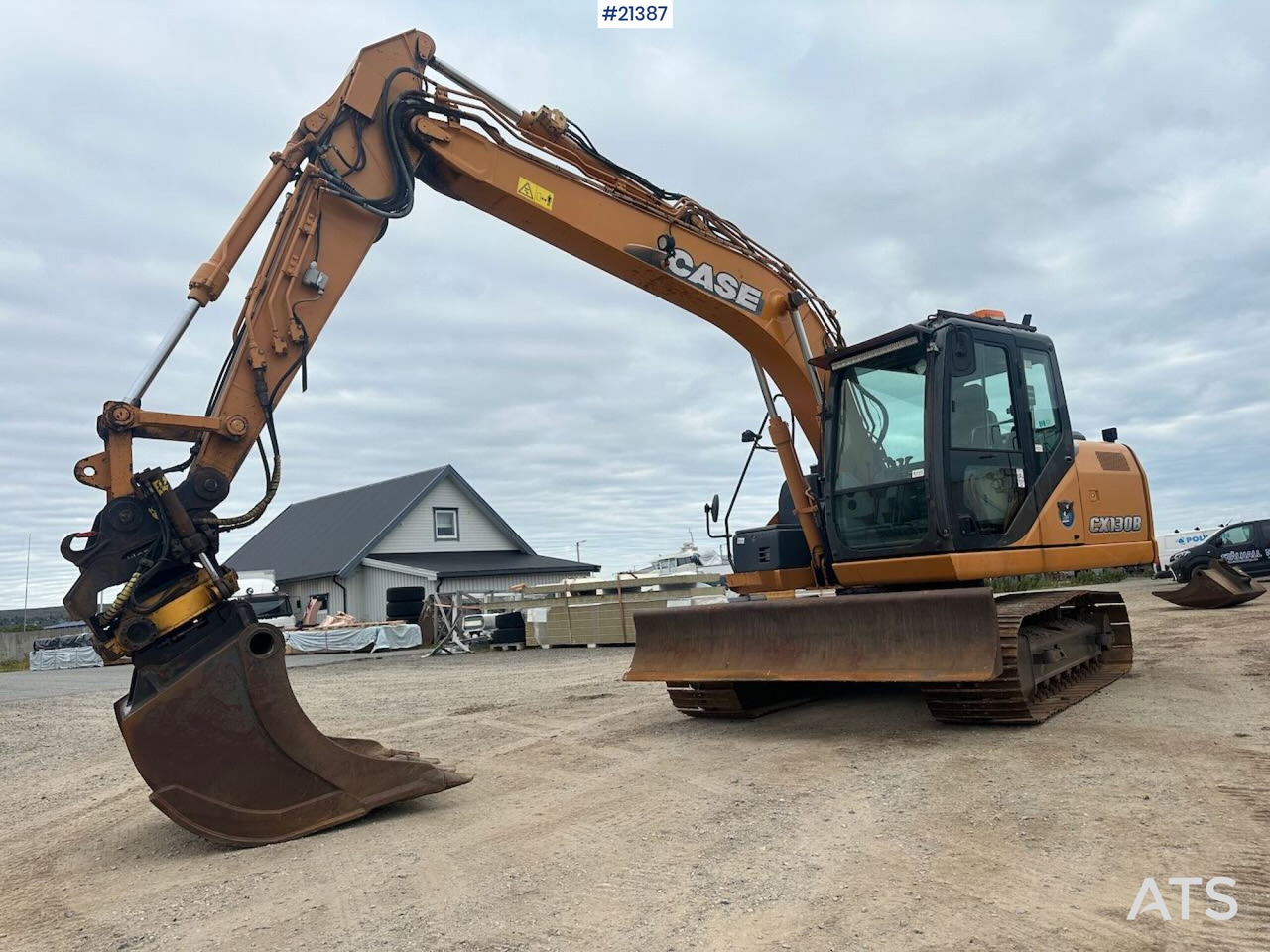 Case 2011 Case CX130B gravemaskin m/ rototilt og to skuffer. SE VIDEO. - Escavadeira: foto 1 Case 2011 Case CX130B gravemaskin m/ rototilt og to skuffer. SE VIDEO. - Escavadeira: foto 1