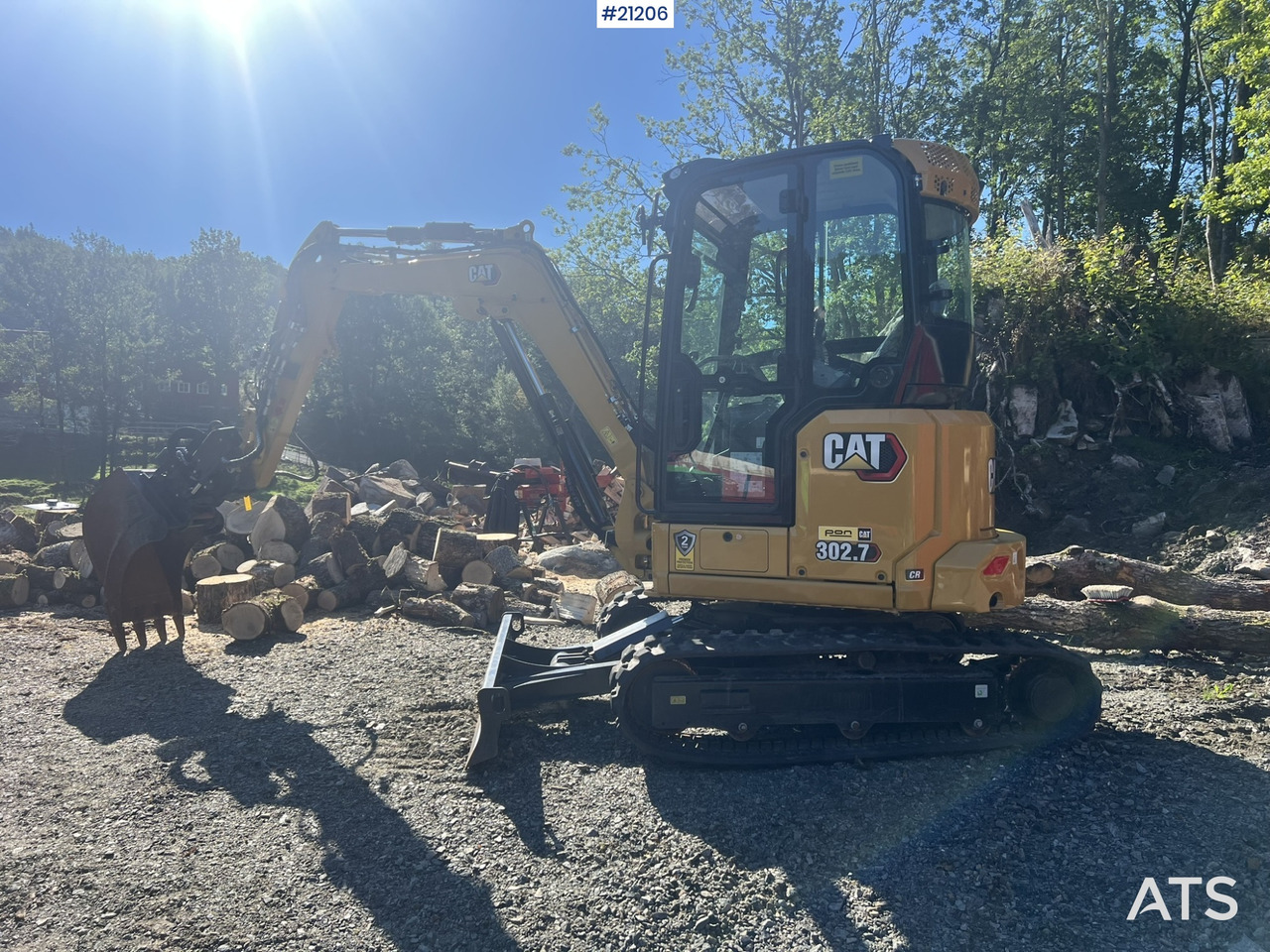 Caterpillar 302.7 CR gravemaskin m/ rototilt, pusseskuff,graveskuffe,klype og grøfteskuffe - Mini escavadeira: foto 4 Caterpillar 302.7 CR gravemaskin m/ rototilt, pusseskuff,graveskuffe,klype og grøfteskuffe - Mini escavadeira: foto 4