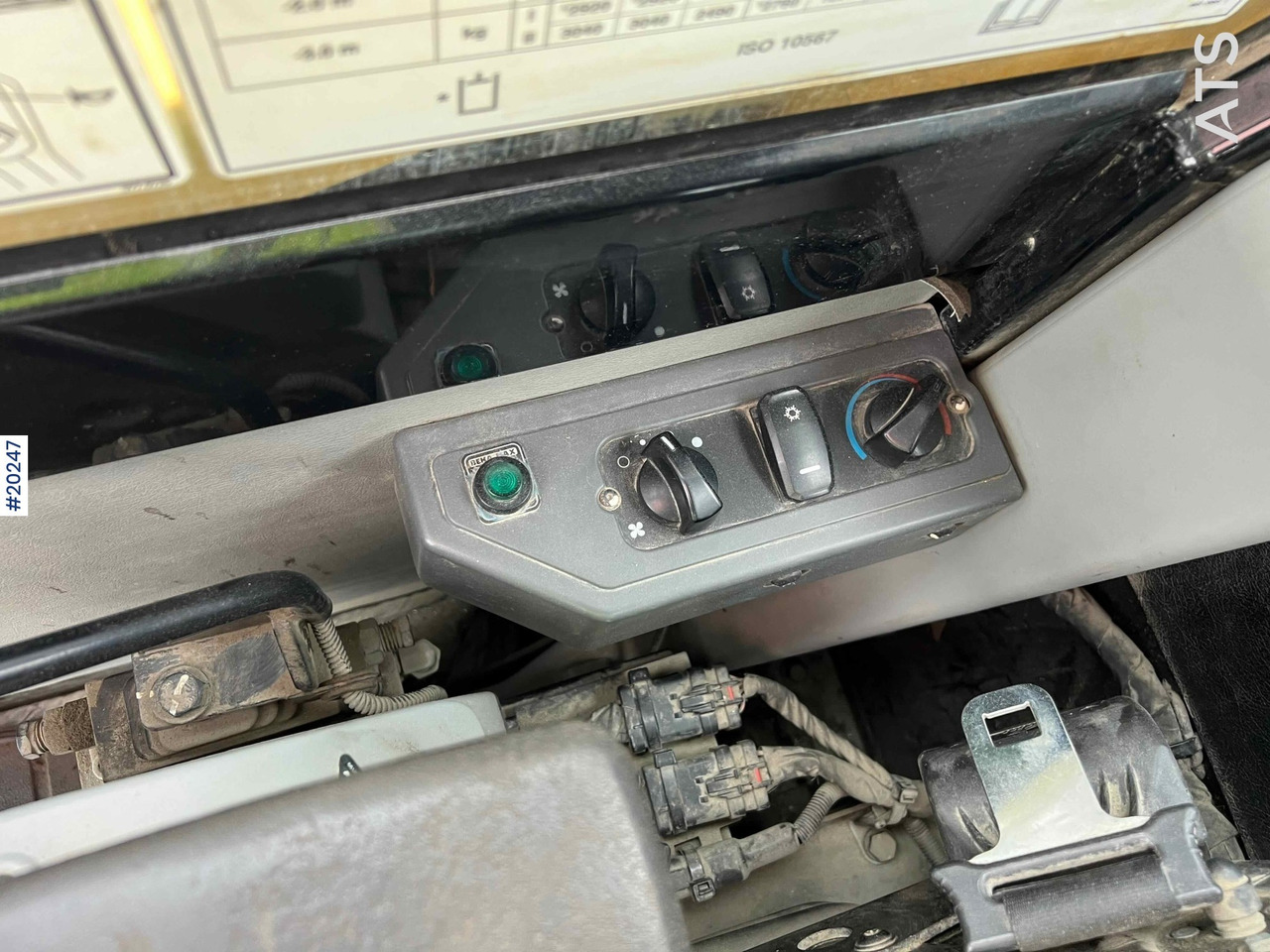 Escavadeira Caterpillar 308: foto 37