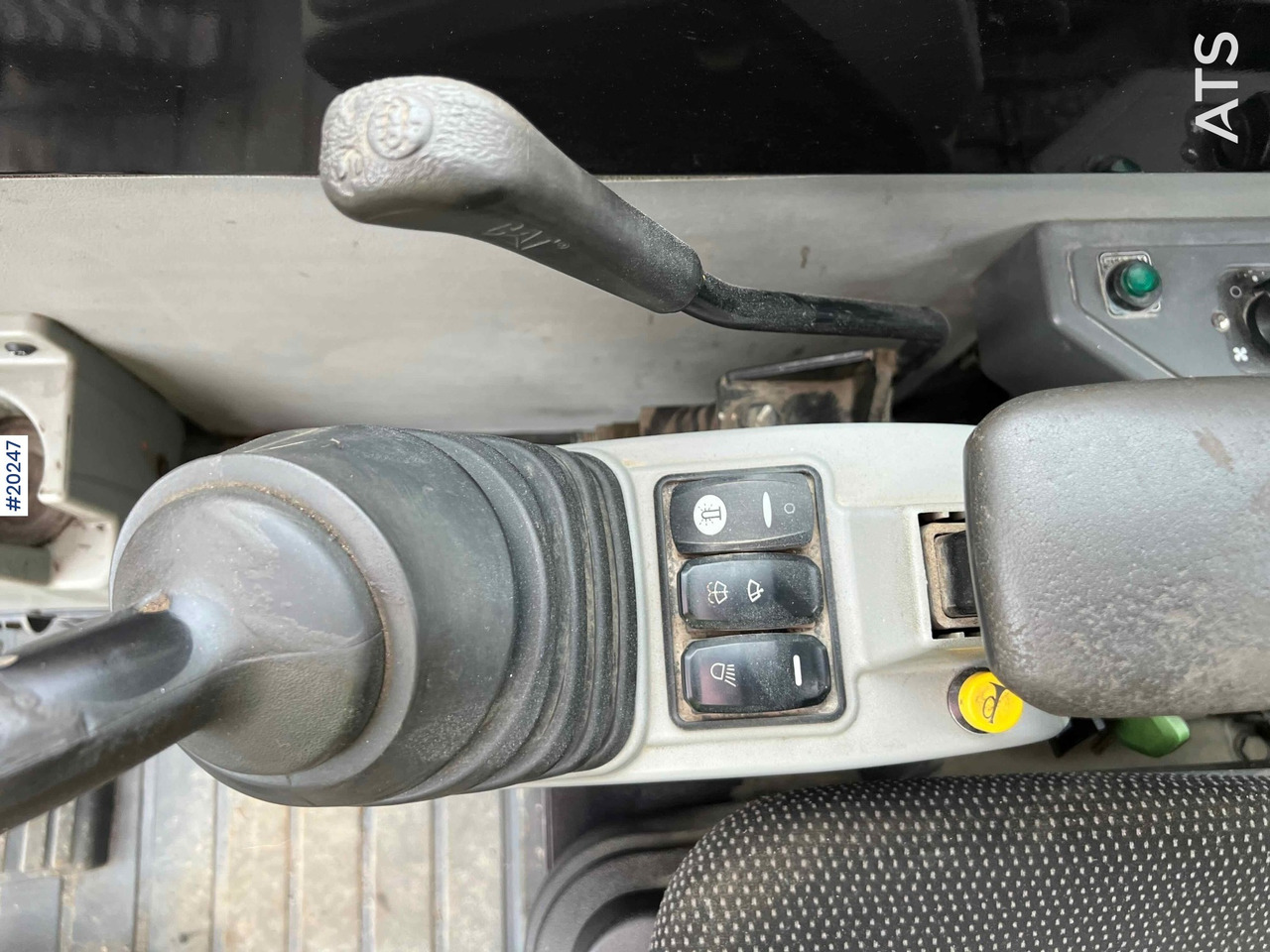 Escavadeira Caterpillar 308: foto 36