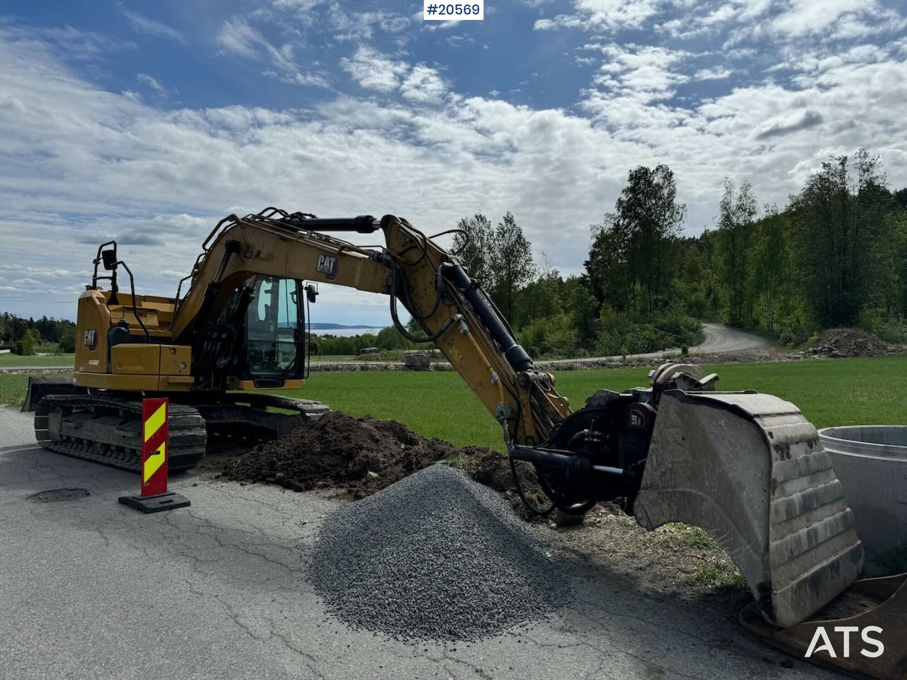 Caterpillar 315 Beltegraver m/ tilt og 2 skuffer - Escavadeira: foto 3 Caterpillar 315 Beltegraver m/ tilt og 2 skuffer - Escavadeira: foto 3