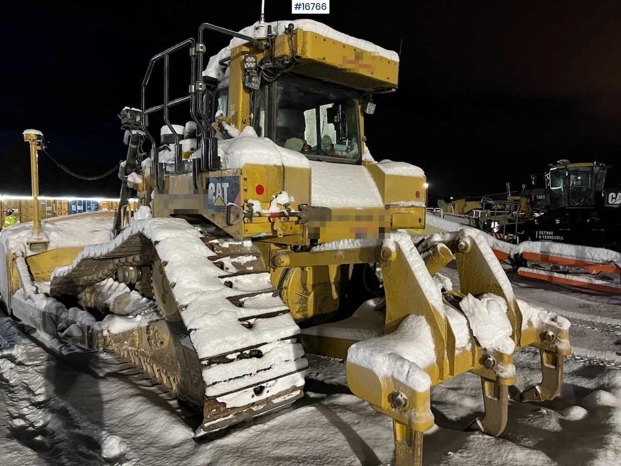 Caterpillar D6T - Buldôzer: foto 3 Caterpillar D6T - Buldôzer: foto 3