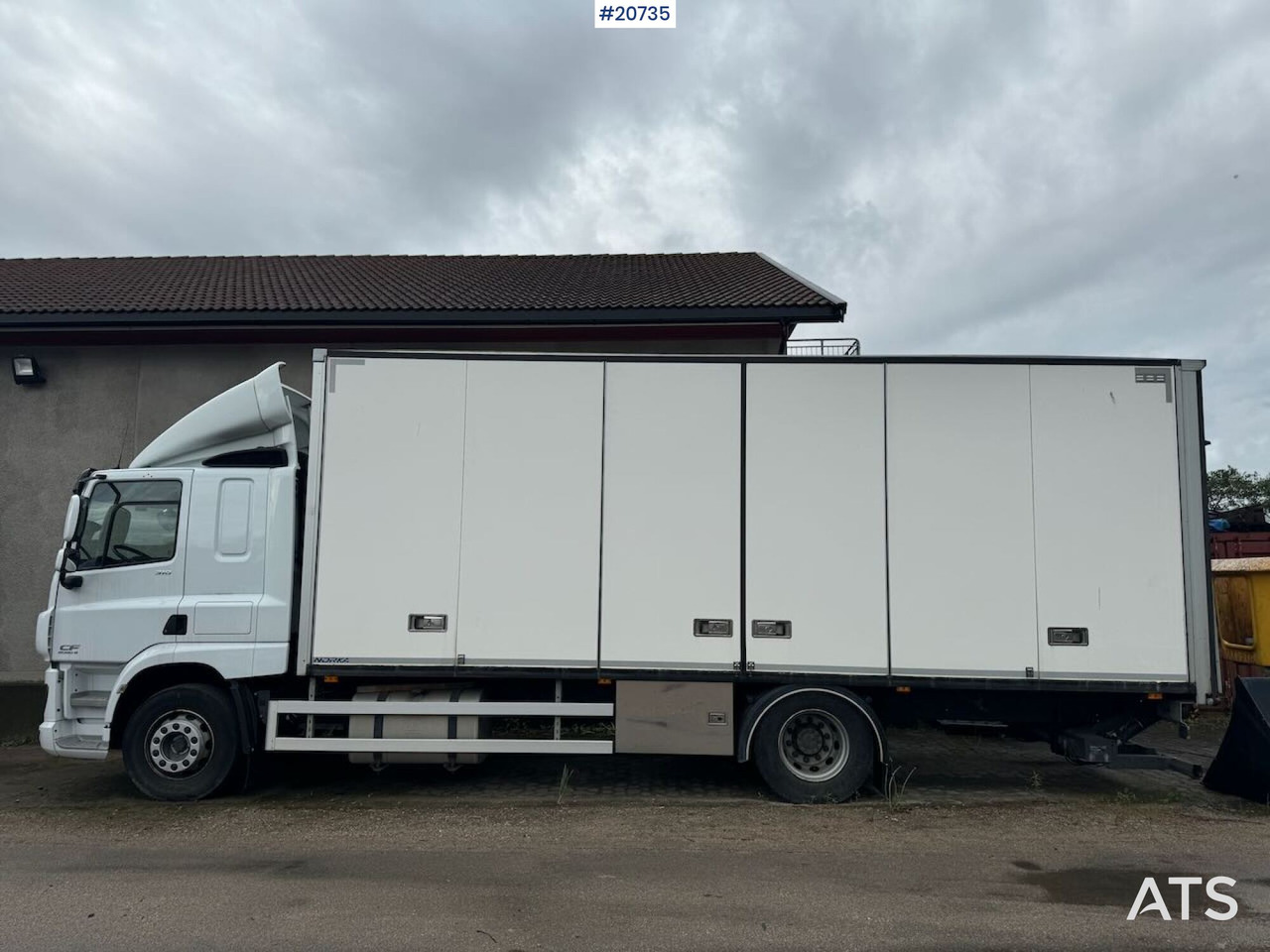 DAF CF310 - Camião furgão: foto 2 DAF CF310 - Camião furgão: foto 2