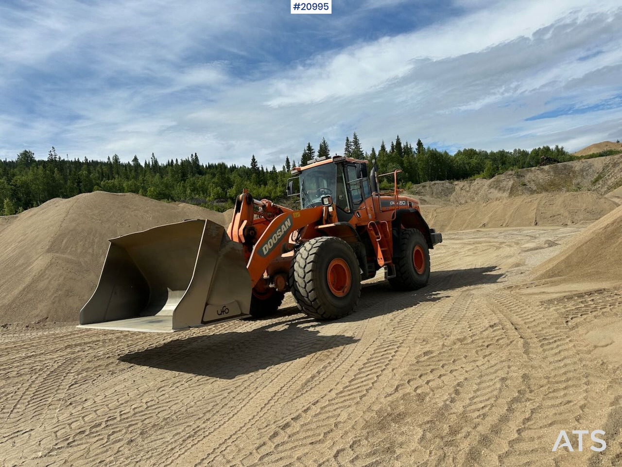 Doosan DL 450-3 - Pá carregadora de rodas: foto 1 Doosan DL 450-3 - Pá carregadora de rodas: foto 1