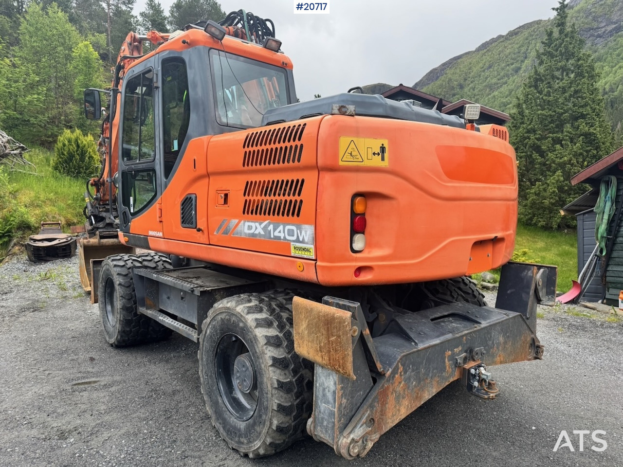 Doosan DX140W-3 - Escavadeira: foto 3 Doosan DX140W-3 - Escavadeira: foto 3