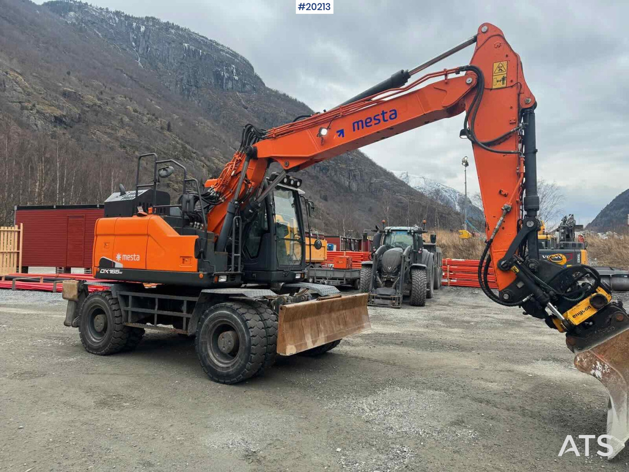 Doosan DX165W-5 - Pá carregadora de rodas: foto 2 Doosan DX165W-5 - Pá carregadora de rodas: foto 2