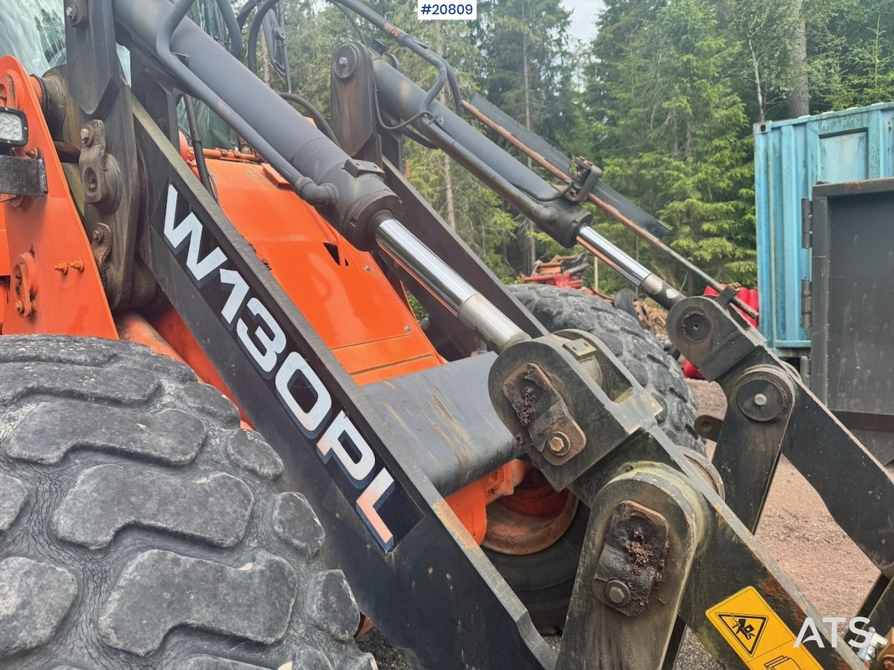 Pá carregadora de rodas Fiat Hitachi W130PL: foto 19