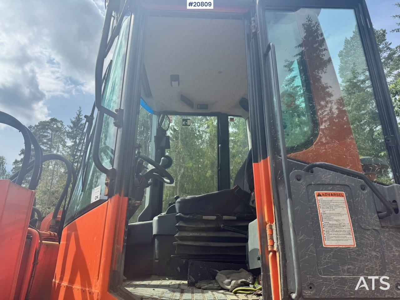 Pá carregadora de rodas Fiat Hitachi W130PL: foto 23