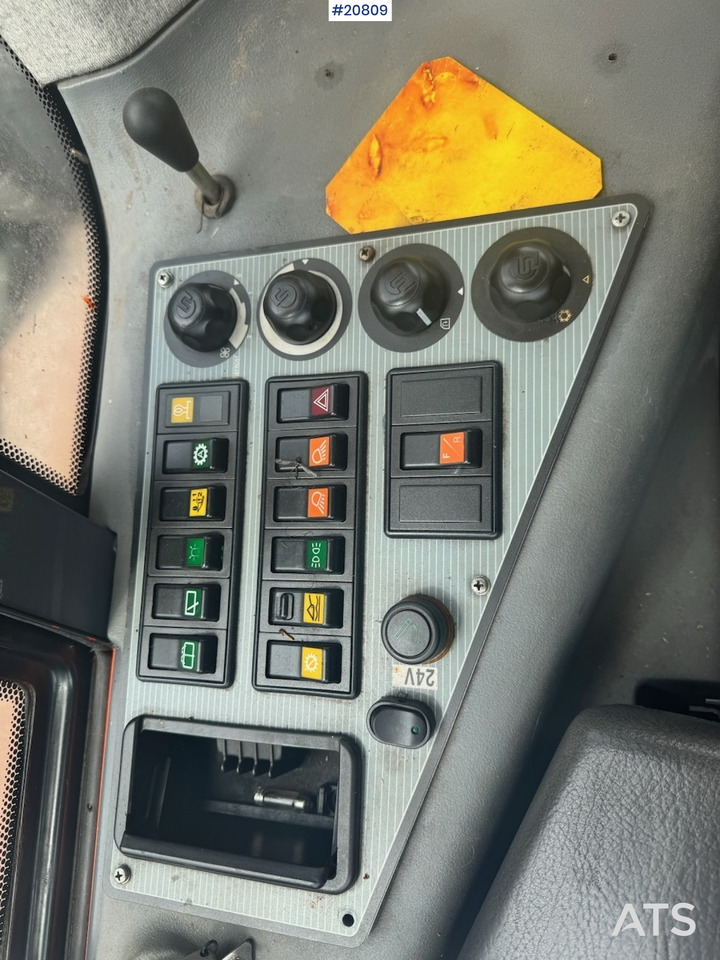 Pá carregadora de rodas Fiat Hitachi W130PL: foto 29