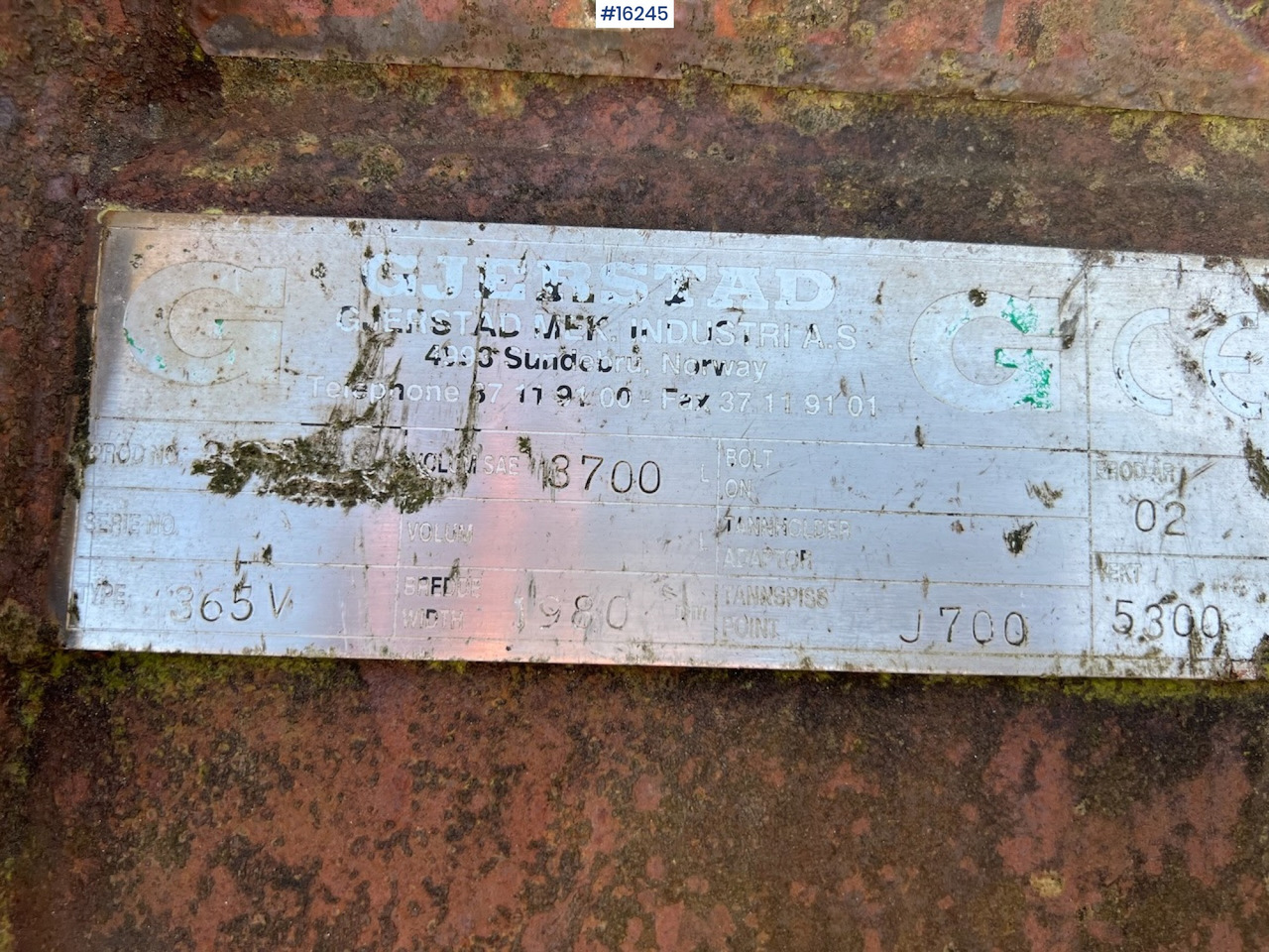 Balde escavadora Gjerstad Graveskuffe: foto 12