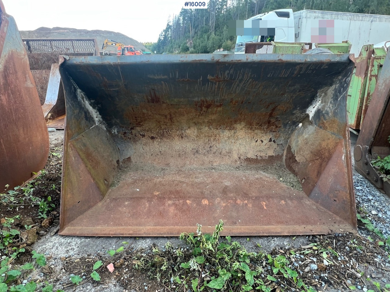 Hjullasterskuffe m/ liten BM feste - Balde para carregadeiras por Máquina de construção: foto 2 Hjullasterskuffe m/ liten BM feste - Balde para carregadeiras por Máquina de construção: foto 2