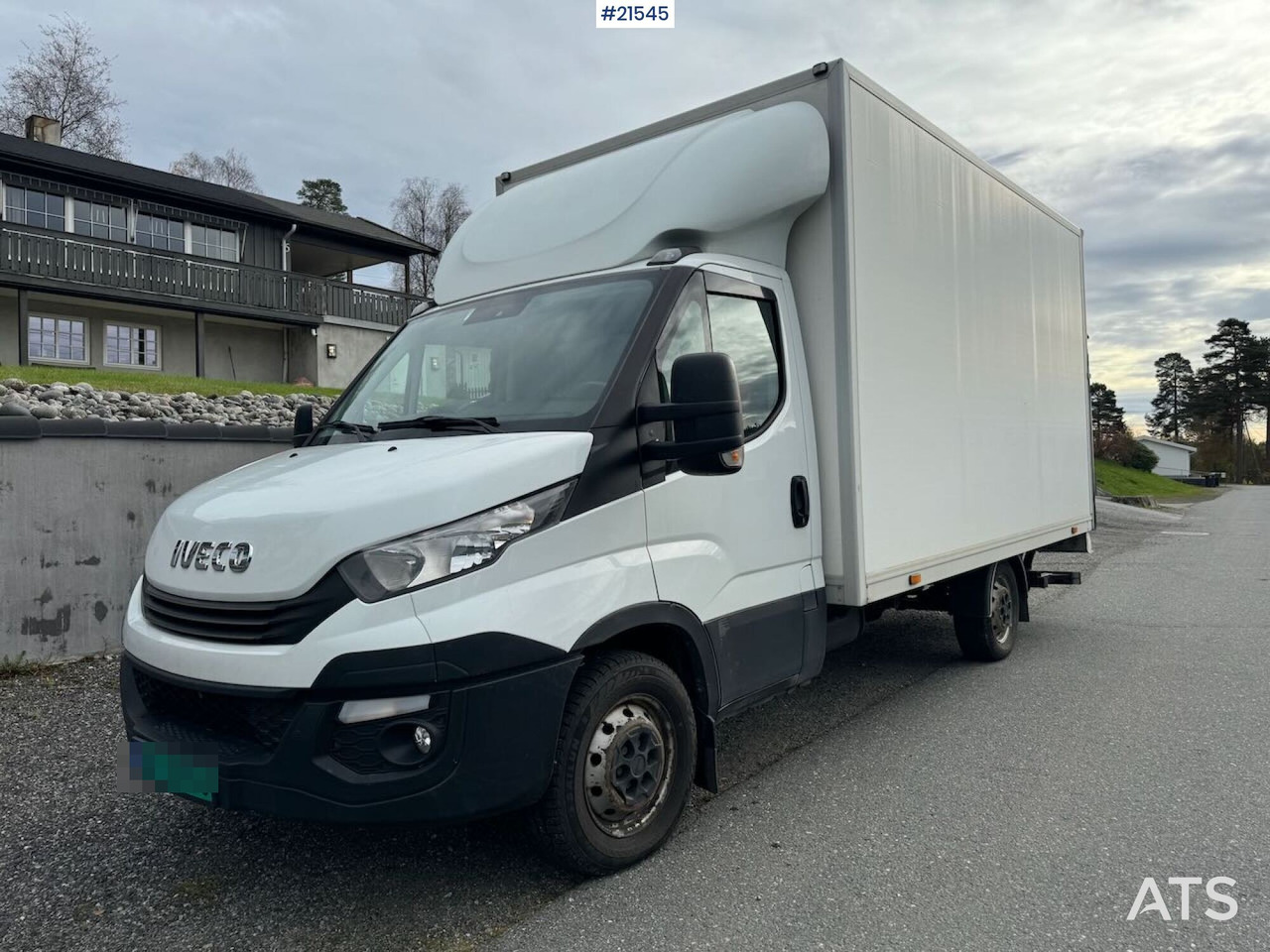 Iveco Daily DAILY - Camião furgão: foto 1 Iveco Daily DAILY - Camião furgão: foto 1