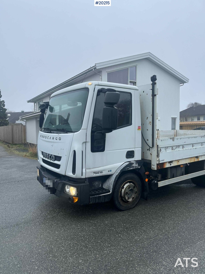 Iveco EUROCARGO - Camião de caixa aberta/ Plataforma: foto 2 Iveco EUROCARGO - Camião de caixa aberta/ Plataforma: foto 2