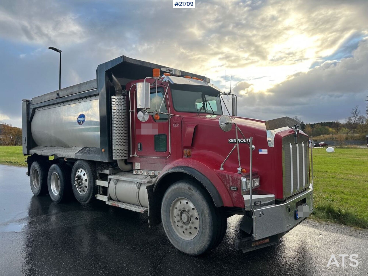 Kenworth 2005 KENWORTH T800 tippbil 8x4 m/ Rhodes påbygg, kompressor, vibrator i kassen. Høy lasteevne! SE VIDEO. - Camião basculante: foto 5 Kenworth 2005 KENWORTH T800 tippbil 8x4 m/ Rhodes påbygg, kompressor, vibrator i kassen. Høy lasteevne! SE VIDEO. - Camião basculante: foto 5