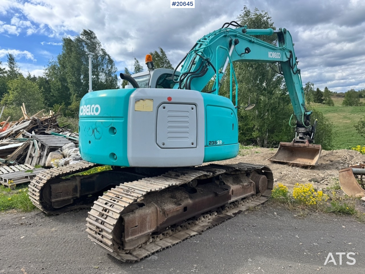 Kobelco SK235SR - Escavadeira: foto 5 Kobelco SK235SR - Escavadeira: foto 5