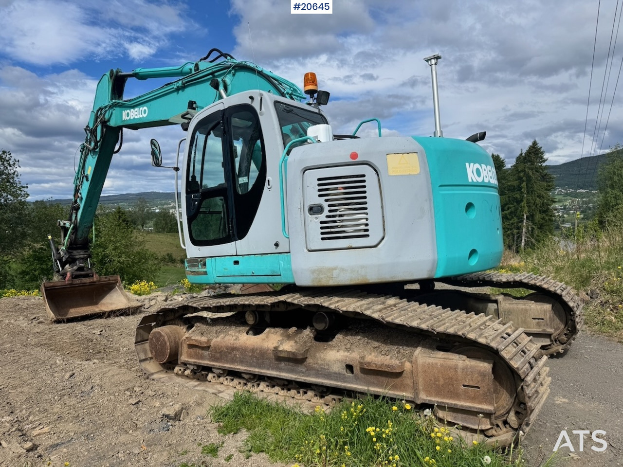 Kobelco SK235SR - Escavadeira: foto 3 Kobelco SK235SR - Escavadeira: foto 3