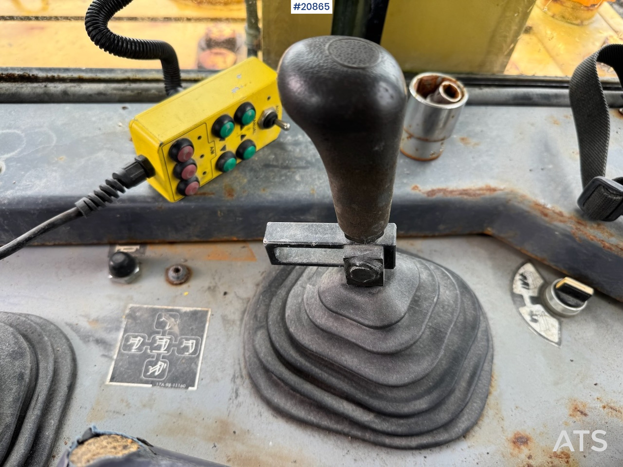 Buldôzer Komatsu D 375 A: foto 34