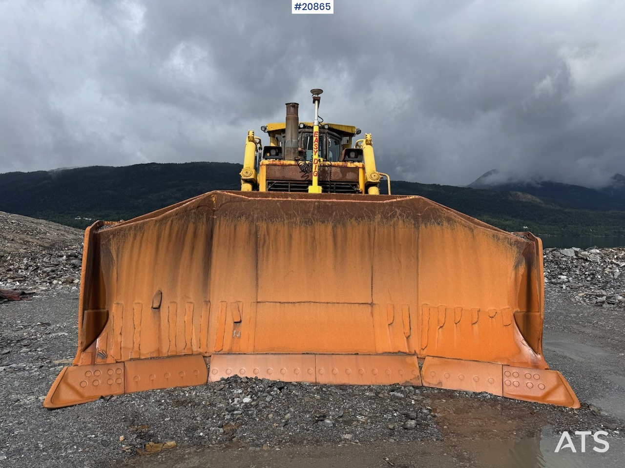 Buldôzer Komatsu D 375 A: foto 10