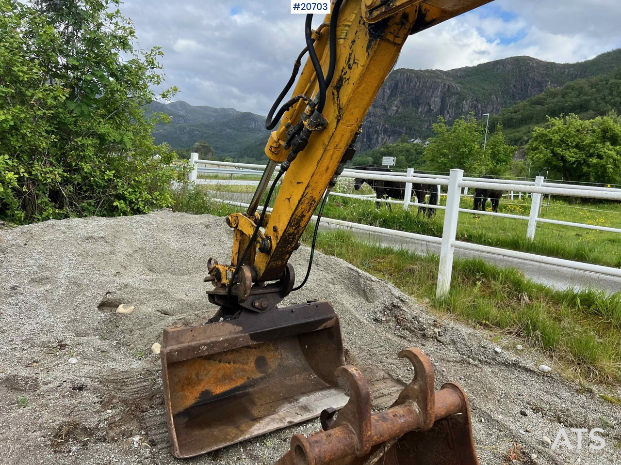 Escavadeira Komatsu PC75: foto 30